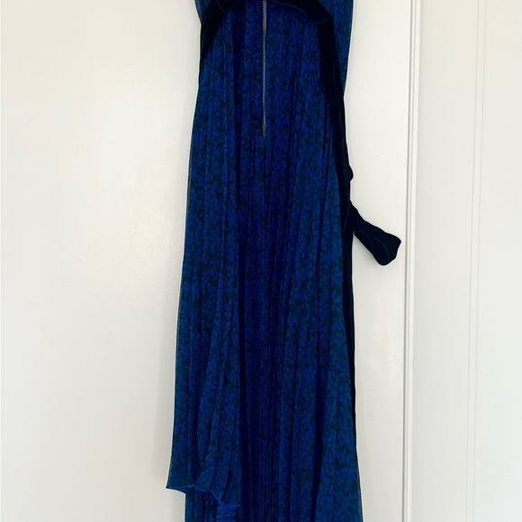 NWT Alice + Olivia lace midi dress pleated & asymmetrical size 8 - Picture 11 of 11